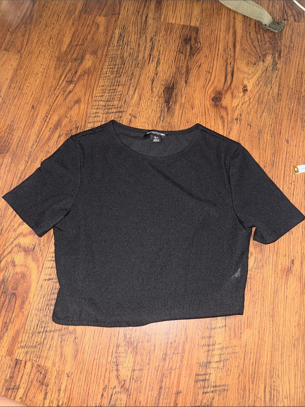 Apt. 9 Black Ribbed Short Sleeve Crop Top 2.R2